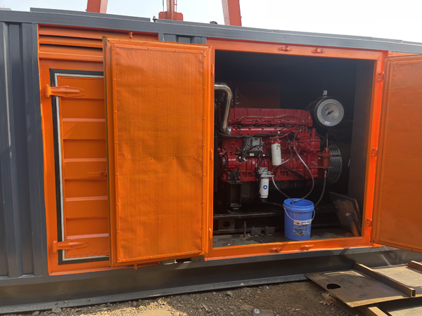晋宁哪些因素会影响 200KW 柴油发电机的燃油消耗率？