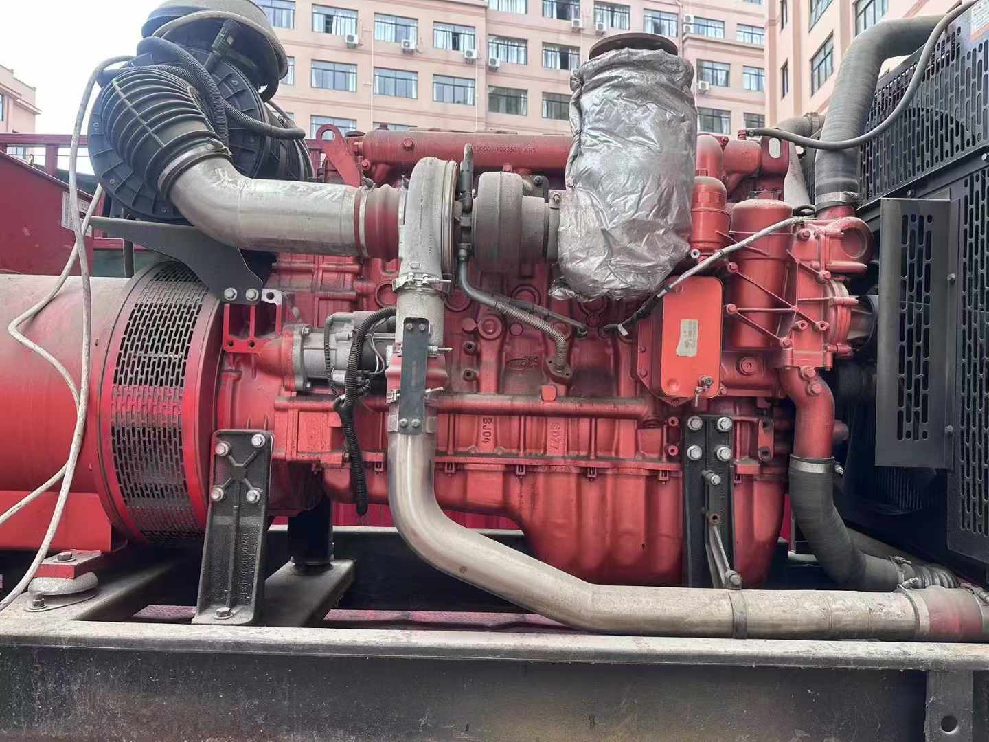 晋宁如何选择适合 600kW 柴油发电机组的过载保护器？