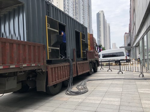 晋宁柴油发电机空气滤清器在不同季节的更换周期是否有差异？